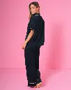 web-menta-moda_0013s_0000_Relleno generativo 6.webp