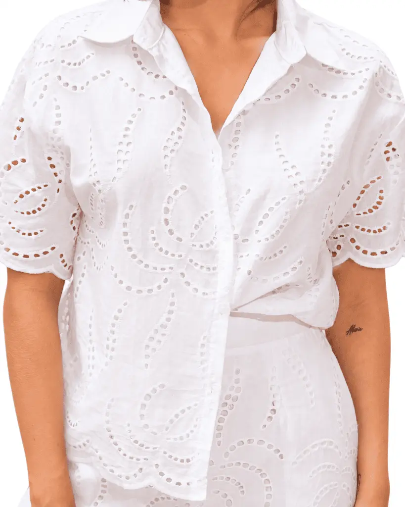 Conjunto blanco de bordado inglés.webp
