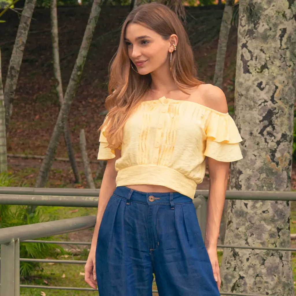 Blusa de hombros descubiertos amarillo (10105142)