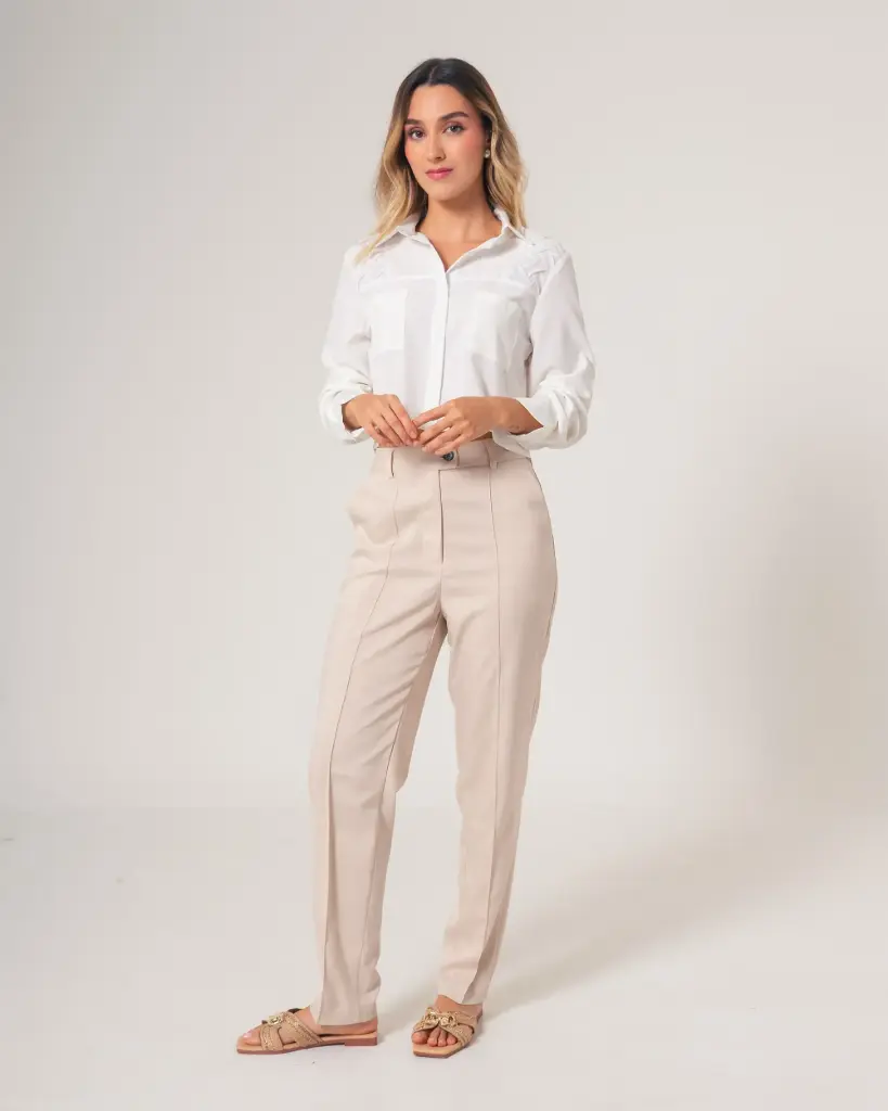 Pantalón delantero corte delantero beige