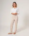 Pantalón delantero corte delantero beige