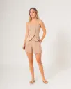 Short corte delantero y correa camel (S104)