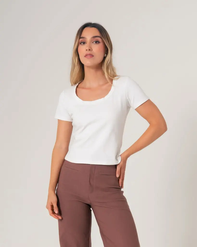 Blusa manga corta con taches en escote beige (S11710)