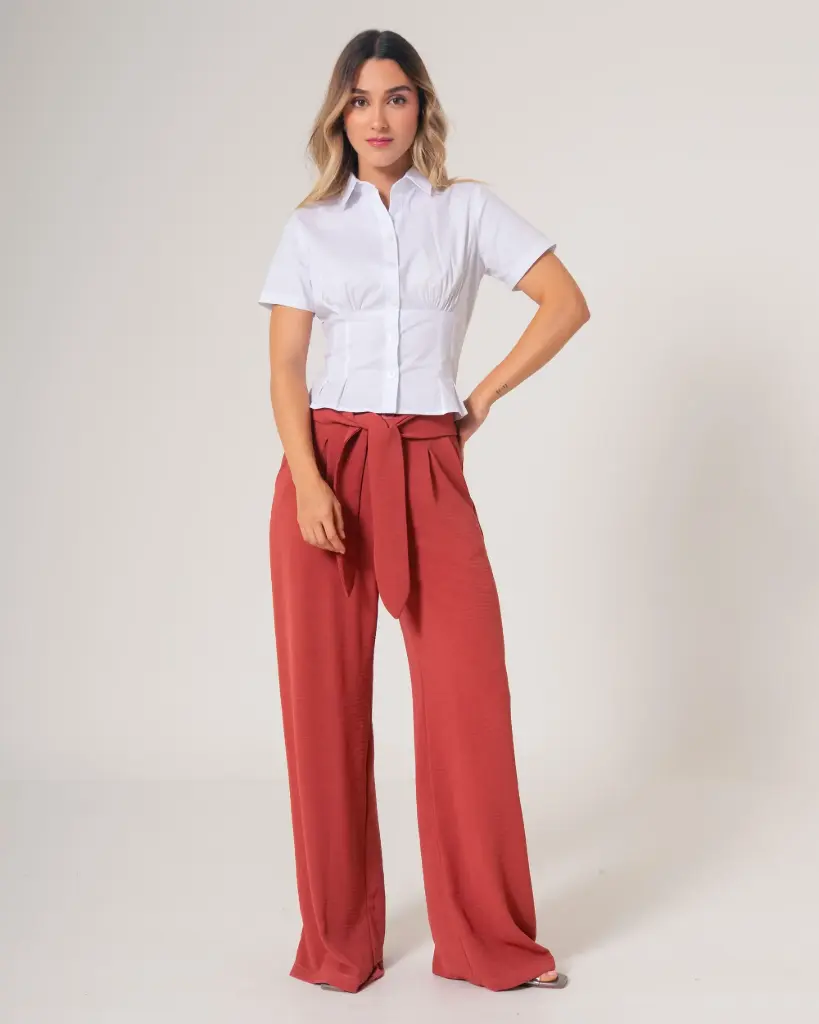 Blusa manga corta con cuello camisero y ajuste en cintura blanco (AZ-190)