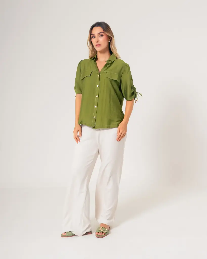 Camisa con Bolsillos Frontales (1142547)