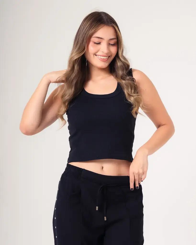 Blusa basica tipo musculosa negro (1644)