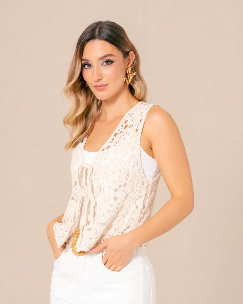 Chaleco tejido sin mangas beige