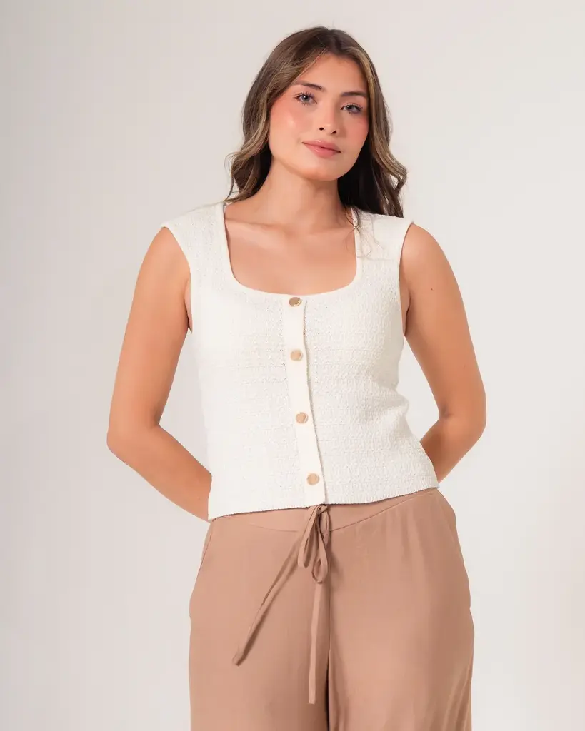 Blusa corta en con textura tejida, escote cuadrado beige
