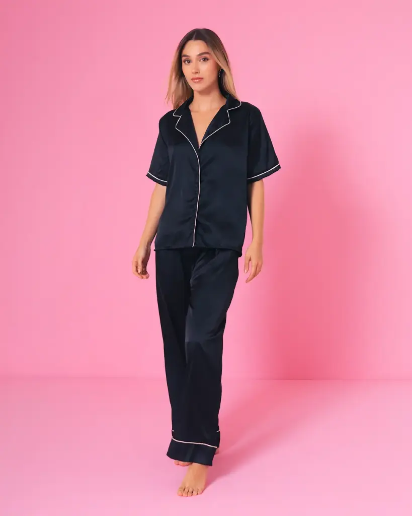 Set de pijama camisa-pantalon sateen. Negro (3056-3052)