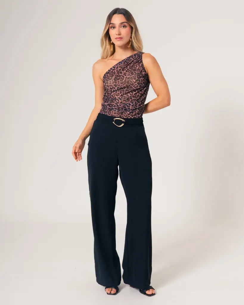 Blusa de un solo hombro en mesh, surcido al costado ANIMAL LEOPARDO (B151) 