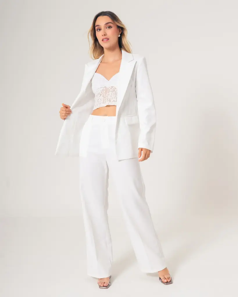 Pantalón tipo sastre blanco