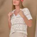 BLUSA MANGA CORTA/CUELLO COMBINADO.