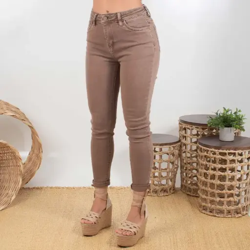 JEANS GARMENT DYE SKINNY DAMA